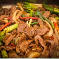 Black Pepper Beef (Party Tray)